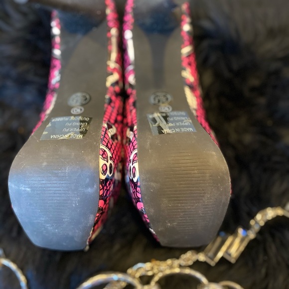 NWOT TOO FAST SHOW BOW HEEL - Picture 9 of 11